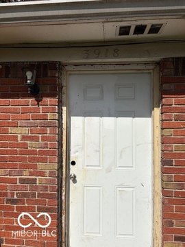 Vacant Duplex Needing Repairs