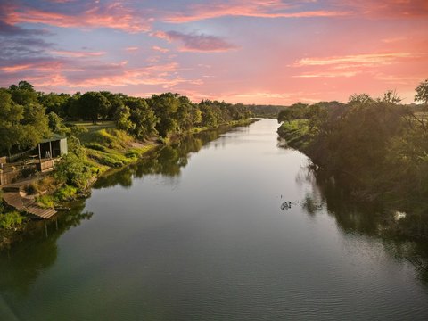 LAND - Waco, TX