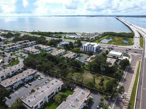 Land, CLEARWATER, FL