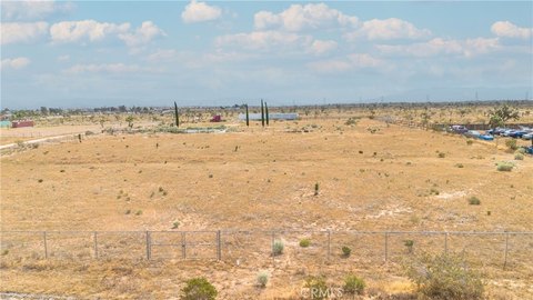 Victorville Land with Mountain Views