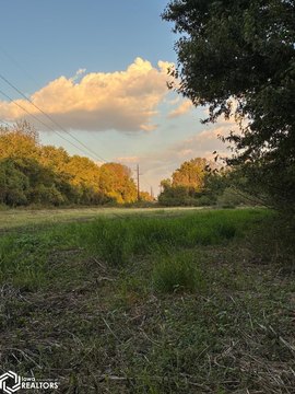 8.41 Acres by Des Moines River