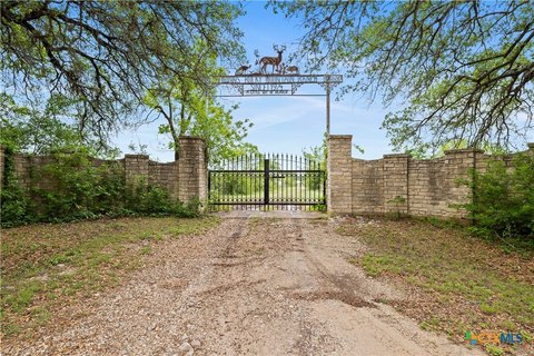 Texas Ranch Retreat Opportunity
