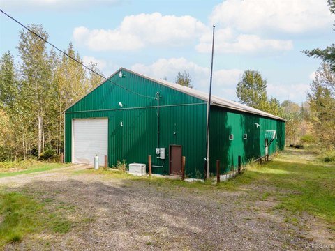 Land with Pole Barn Near Lake