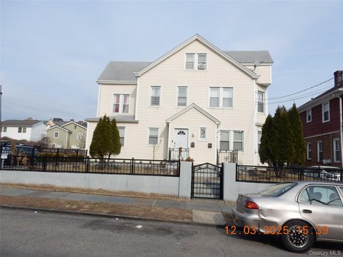 Updated Two-Family Home, Mount Vernon