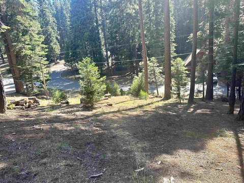 Lake Almanor Ready-to-Build Lot
