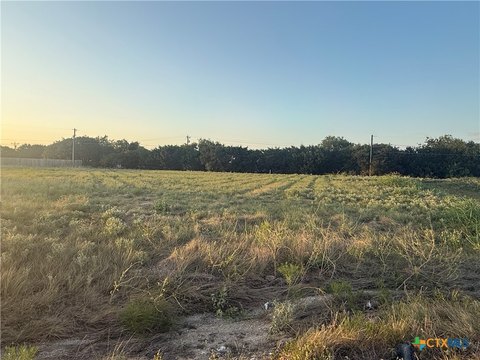 Land, Moody, TX