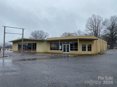 Statesville Commercial Building For Sale