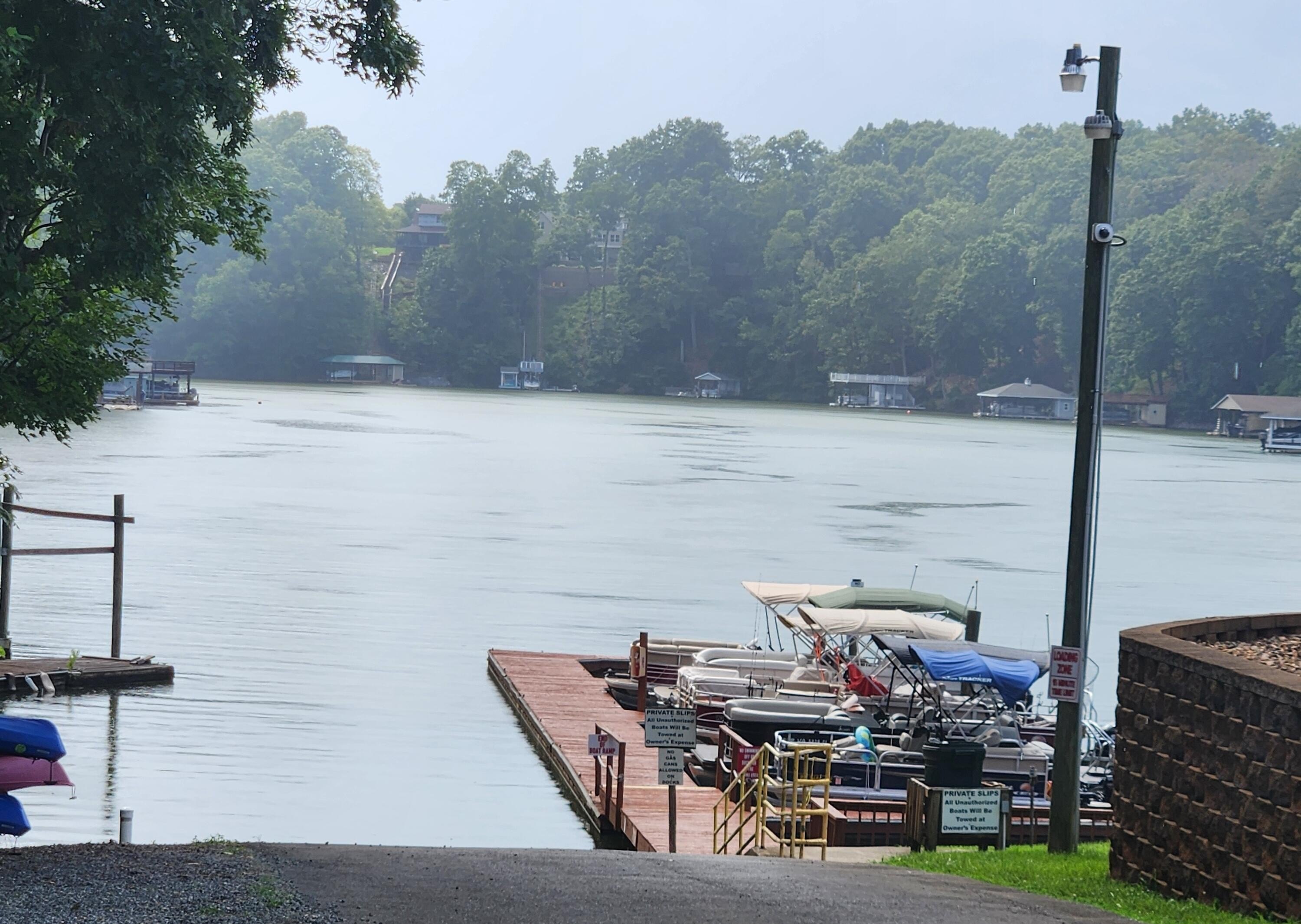 Moneta Lot with Lake Access