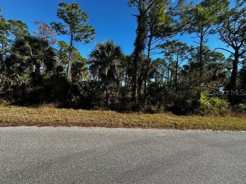 Residential Lot in Growing Community