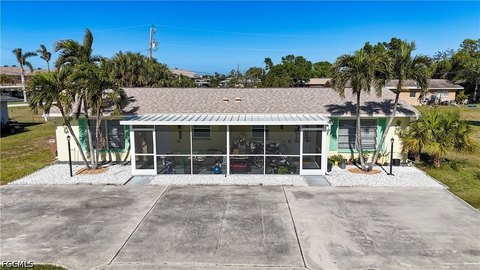 Renovated Income Duplex