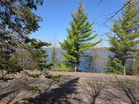 Wooded Home Sites Near Lake