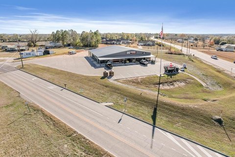 Retail Opportunity on Highly Visible Corner