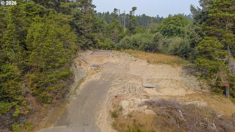 Land, Florence, OR