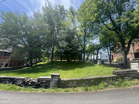 Corner Lot in North Scranton