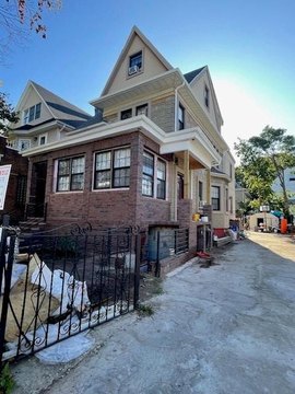 Renovated Brick Duplex with Outdoor Space