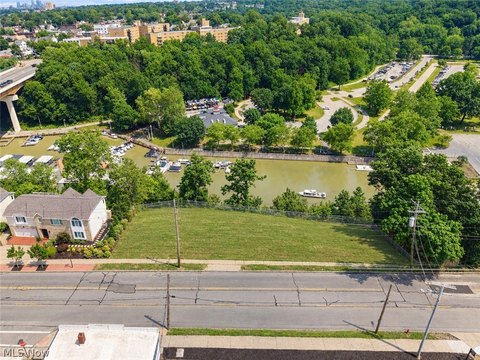 Land, Rocky River, OH