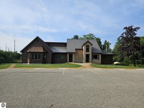Multi-Tenant Commercial Building