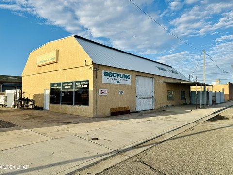 Parker, AZ Commercial Property