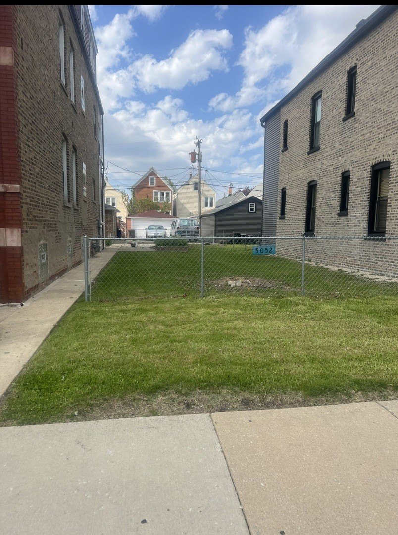 Residential Lot in Cicero, IL