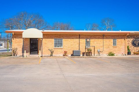 Kerrville Retail or Office Space