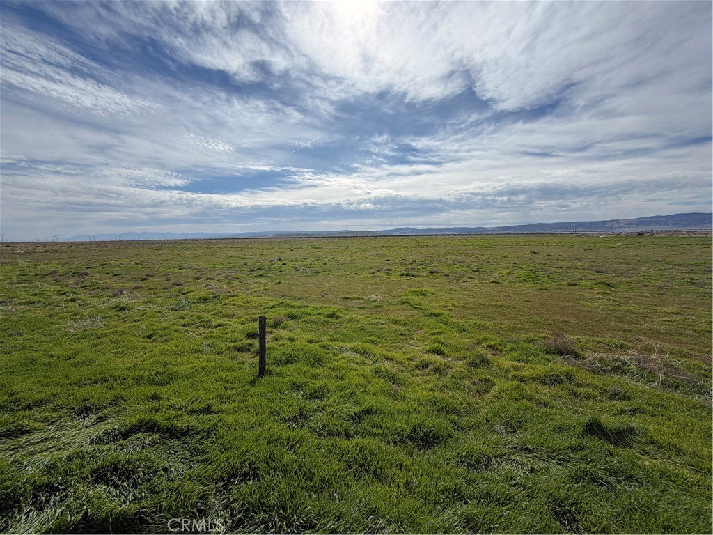 Lancaster Land in Growing Corridor