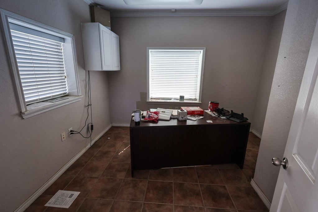 Picture 18