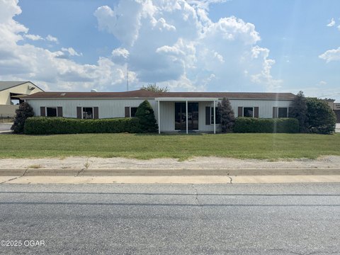 Lamar, MO Commercial Property
