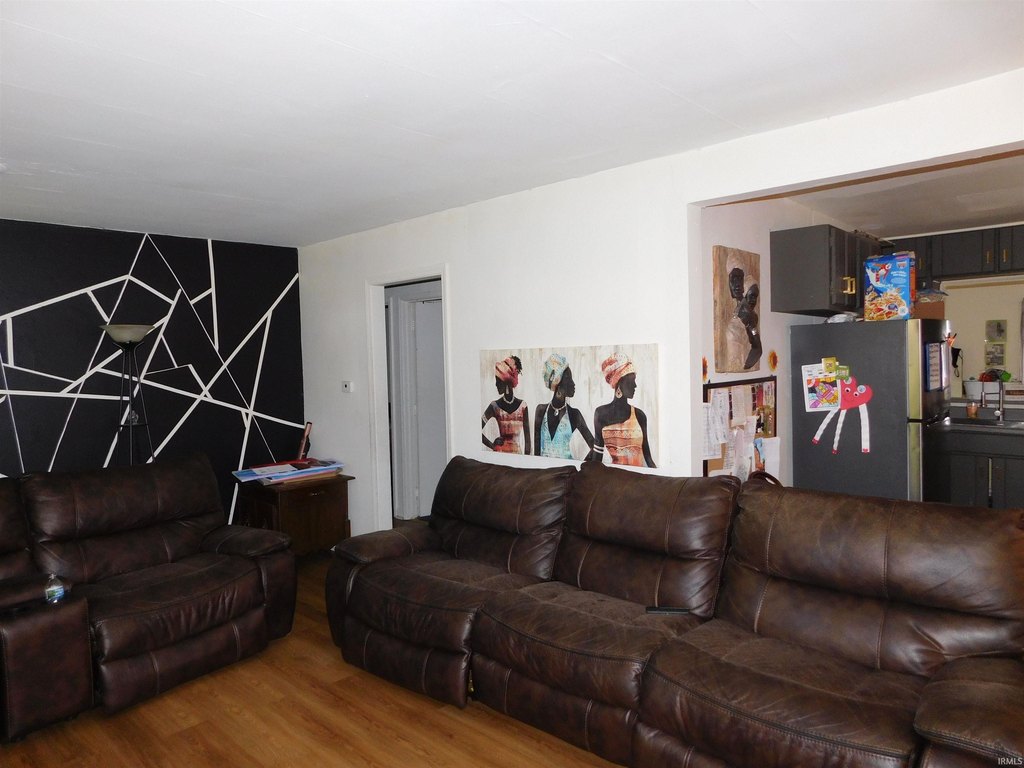Picture 4