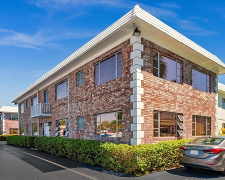 Updated Corner Unit in Pompano