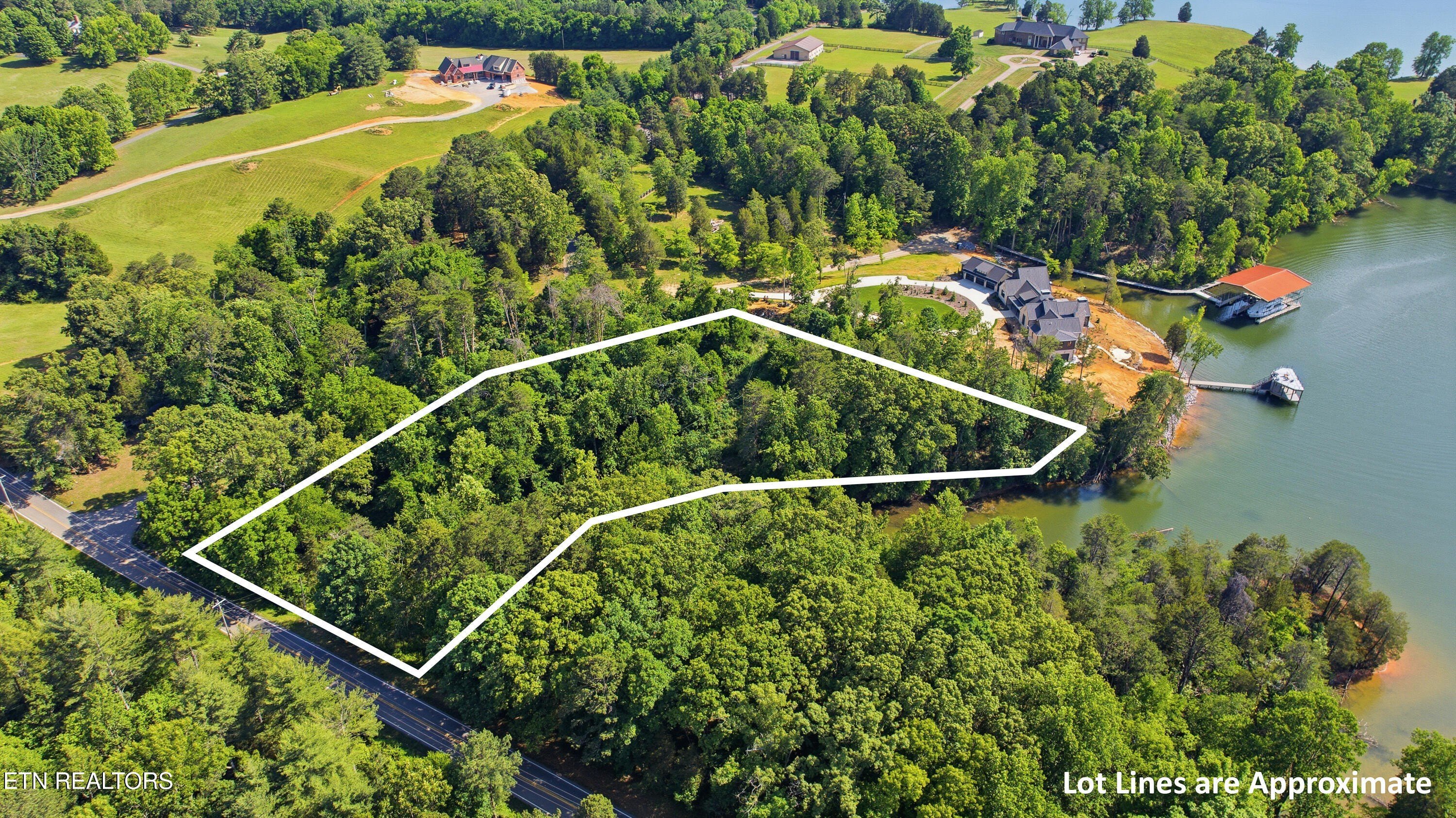 Lakefront Land in Lenoir City