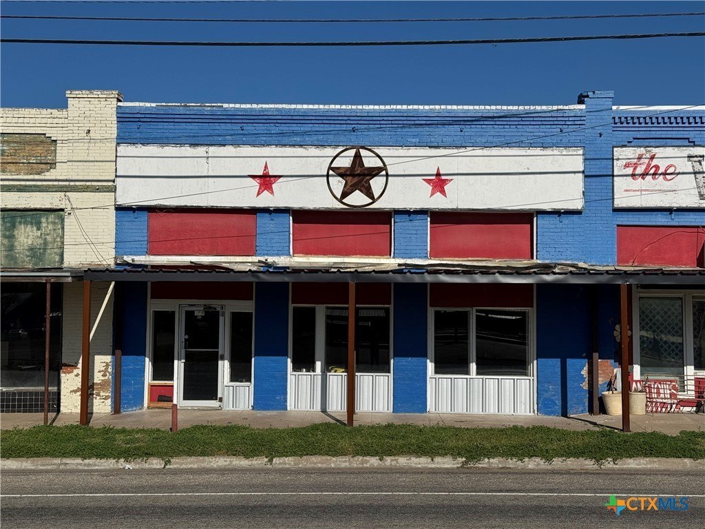 Downtown Lott Commercial Opportunity