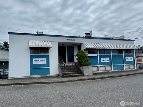 Multi-Suite Office Building