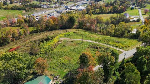 Land, London, KY