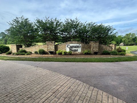 LAND - Jamestown, KY