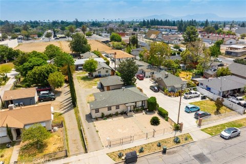 Fontana Four-Unit Commercial Property