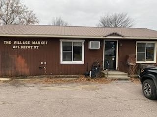 Commercial Property in Burke, NY