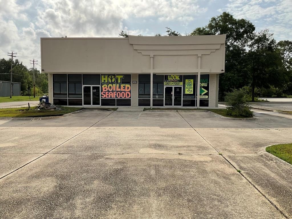 Picayune Commercial Building For Sale