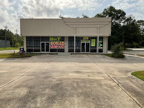 Picayune Commercial Building For Sale