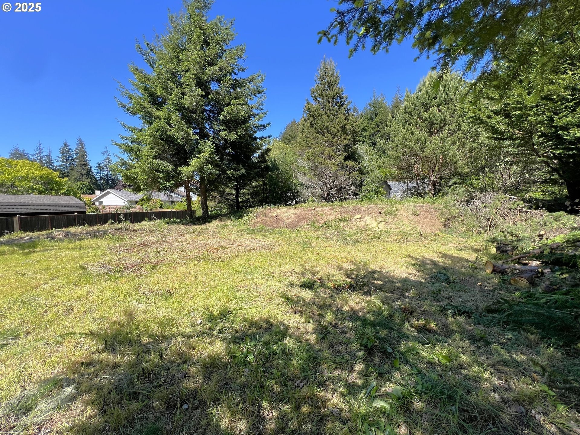 Coos Bay Vacant Lot