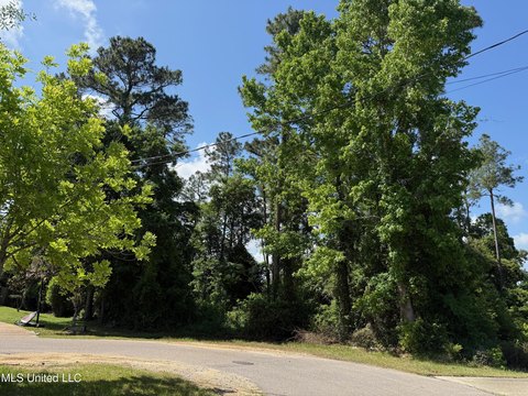 Diamondhead, MS Building Lot