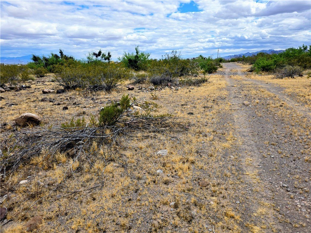Land in Golden Valley, AZ