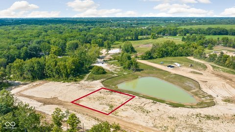 LAND - Zionsville, IN