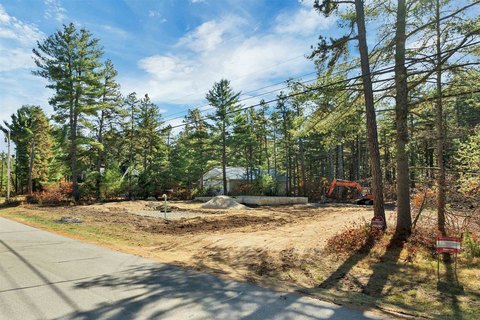 Build-Ready Aviation Lot in Ossipee
