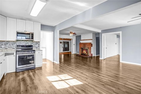 Triplex with Income Potential