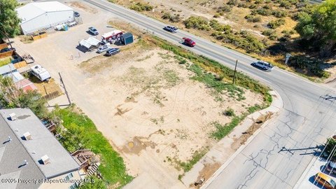 Commercial Lot in Growing Area