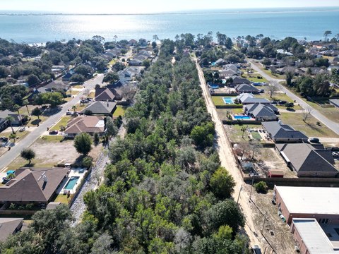 Residential Land in Navarre, Florida
