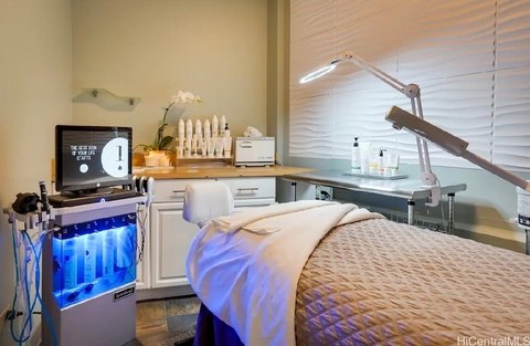 Established Spa in Honolulu