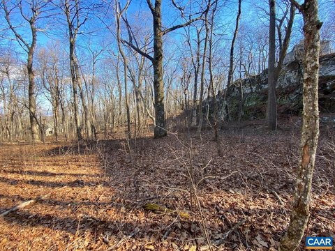 Mountain Residential Lot with Rock Ledge