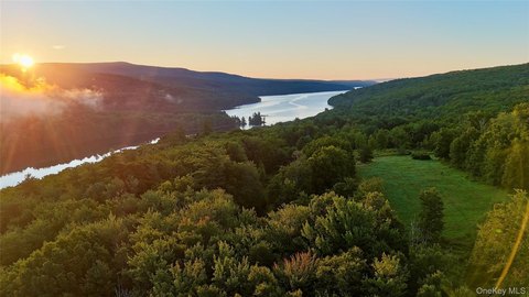 Land with Million-Dollar Views