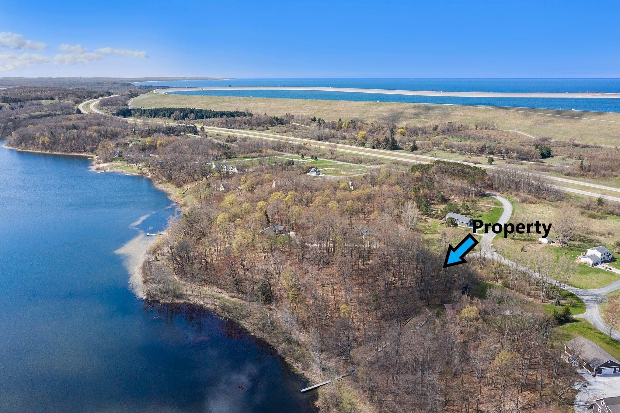Hopkins Lake Waterfront Building Site
